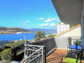 Отель Apartments Brešan  Трогир